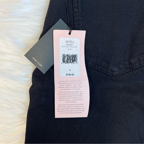 NWT Curves 360 Slim Straight Ankle Jeans - Picture 5 of 13